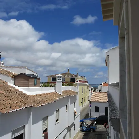 Good Vibes - 3* Lagos