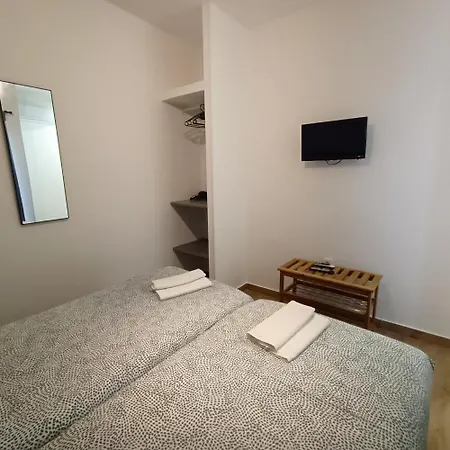 Good Vibes - Πανσιόν 3*