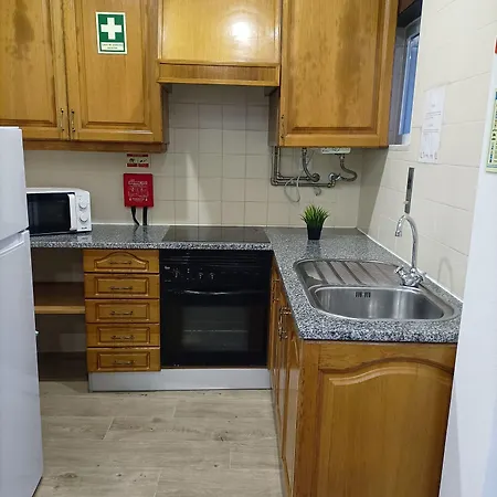 Good Vibes - Πανσιόν 3*